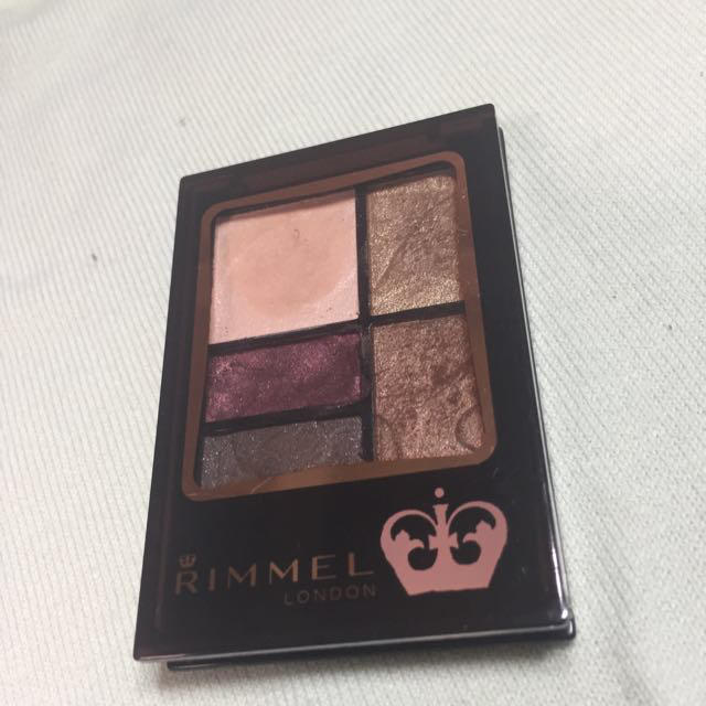 RIMMEL  アイシャドウ コスメ/美容のベースメイク/化粧品(その他)の商品写真