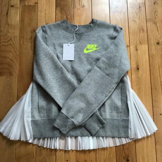 サカイ(sacai)のナイキ × サカイ バックプリーツ フレア テックフリース (トレーナー/スウェット)