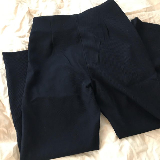 ZARA(ザラ)のzara pants レディースのパンツ(クロップドパンツ)の商品写真