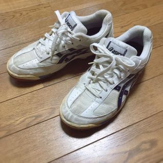 アシックス(asics)のバレーボールシューズ(スニーカー)