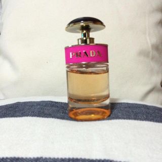 プラダ(PRADA)のPRADA CANDY(香水(女性用))