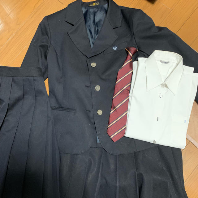 高校女子制服