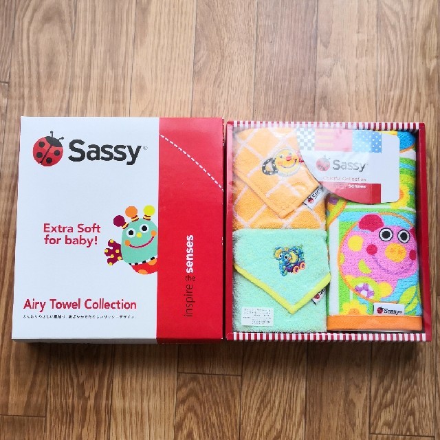 Sassy(サッシー)の<4月で販売終了>Sassy　タオルセット インテリア/住まい/日用品の日用品/生活雑貨/旅行(タオル/バス用品)の商品写真