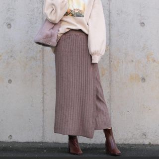 ザラ(ZARA)の新品タグ付き未使用 ♡ANDJ  ロング スカート(ロングスカート)