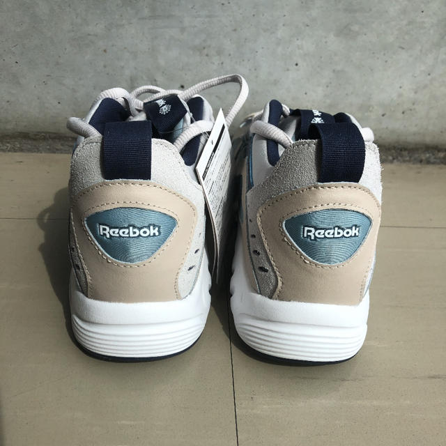 Reebok(リーボック)の新品 Reebok リーボック DMX SERIES 1200 27 ベージュ メンズの靴/シューズ(スニーカー)の商品写真