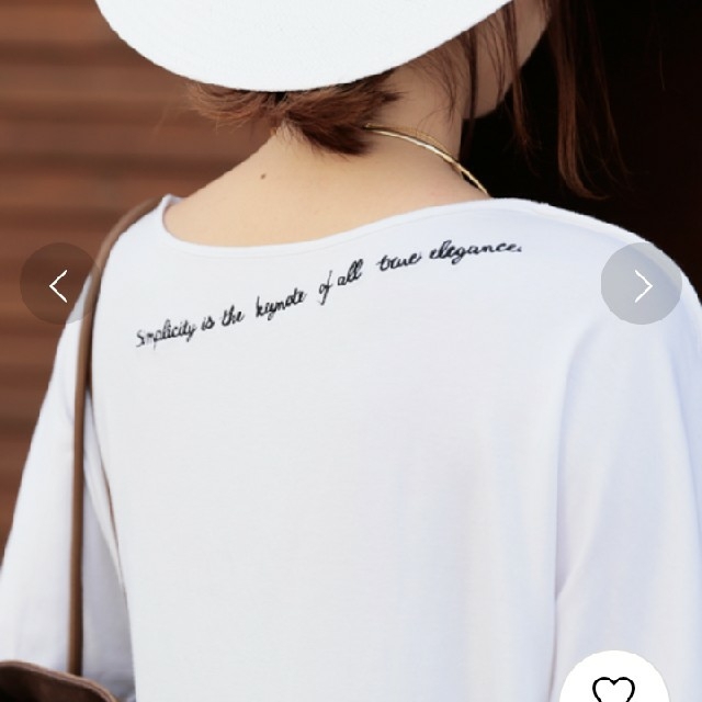 Ameri VINTAGE(アメリヴィンテージ)のAMERI

BACK LOGO TS

 ホワイト レディースのトップス(Tシャツ(半袖/袖なし))の商品写真