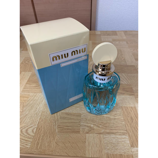 miumiu(ミュウミュウ)のミュウミュウ ロー ブルー オードパルファム コスメ/美容の香水(香水(女性用))の商品写真