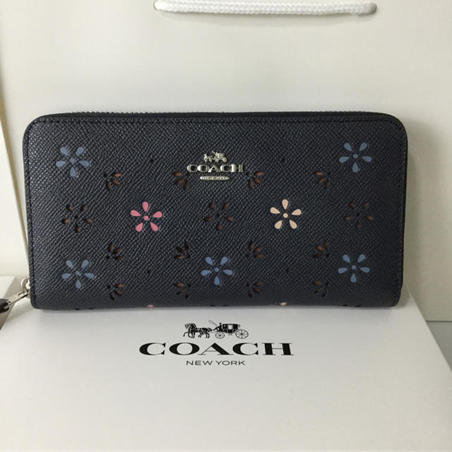 COACH - COACH コーチ 長財布 定番人気 新品正規品の通販 by タナカ's shop｜コーチならラクマ