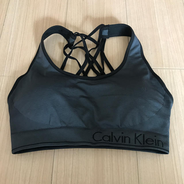 Calvin Klein(カルバンクライン)のカルバン・クライン スポーツ/アウトドアのトレーニング/エクササイズ(ヨガ)の商品写真
