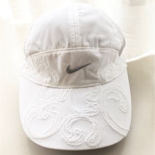 ナイキ(NIKE)の【あんず様専用】NIKE ホワイト キャップ(キャップ)