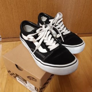 ヴァンズ(VANS)のスニーカー(スニーカー)