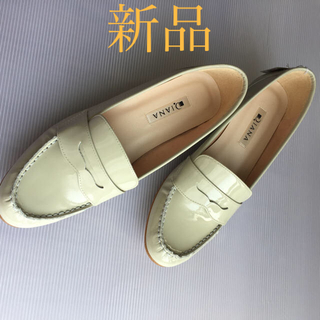 ダイアナ(DIANA)の❇️半額以下❇️新品 DIANAローファー(ローファー/革靴)