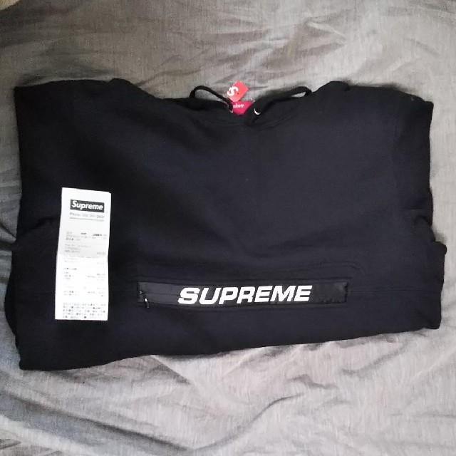 Supreme(シュプリーム)のSupreme Zip Pouch Hooded Sweatshirt Mサイズ メンズのトップス(スウェット)の商品写真