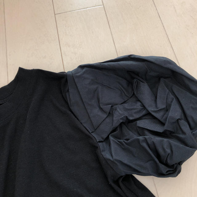 新品 おしゃれ Tシャツ 黒 シンプル 袖 バルーン レディースのトップス(Tシャツ(半袖/袖なし))の商品写真