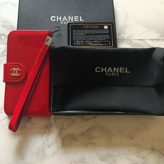 iphone 手帳 ケース 、 CHANEL - CHANEL iPhoneケースの通販 by あーちゃん's shop｜シャネルならラクマ