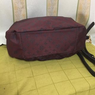 ラシット フロントタックショルダーバッグ