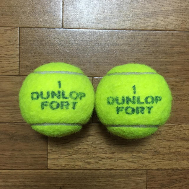 DUNLOP(ダンロップ)のダンロップテニスボール 2個 スポーツ/アウトドアのテニス(ボール)の商品写真