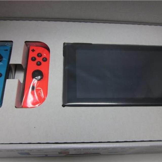 Nintendo Switch(ニンテンドースイッチ)のニンテンドー スイッチ本体 ネオンブルー/ネオンレッド 新品/未使用品 エンタメ/ホビーのゲームソフト/ゲーム機本体(家庭用ゲーム機本体)の商品写真