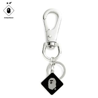 アベイシングエイプ(A BATHING APE)の送料込みbape FCRB key ring (キーホルダー)