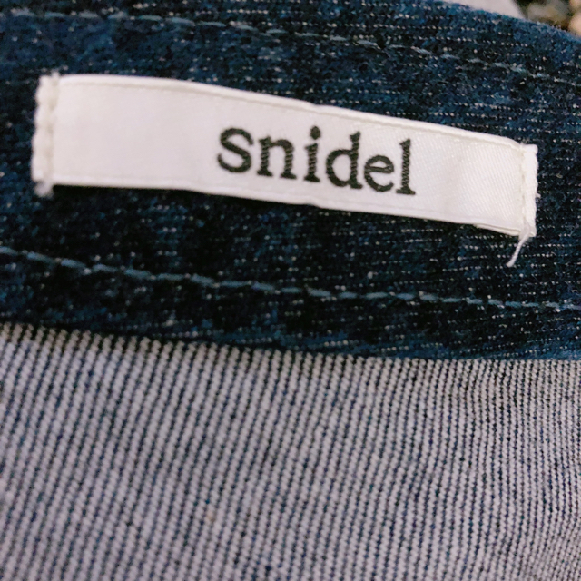 SNIDEL(スナイデル)のsnidel デニム ジャンパースカート レディースのワンピース(ひざ丈ワンピース)の商品写真