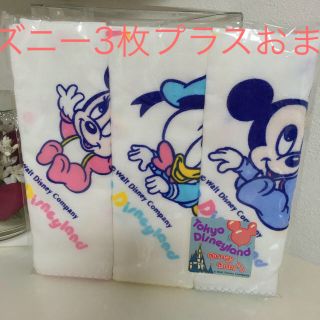 ディズニー(Disney)の新品未使用 東京ディズニーランド 日本製 ガーゼハンカチ綿100%３枚(その他)
