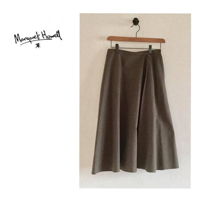 MARGARET HOWELL(マーガレットハウエル)のおまとめ☆  マーガレットハウエルスカート、ノースリーブ レディースのスカート(ひざ丈スカート)の商品写真