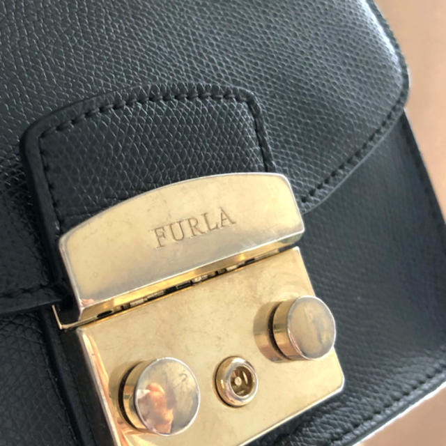 Furla(フルラ)のフルラ*メトロポリス 黒 ブラック レディースのバッグ(ショルダーバッグ)の商品写真