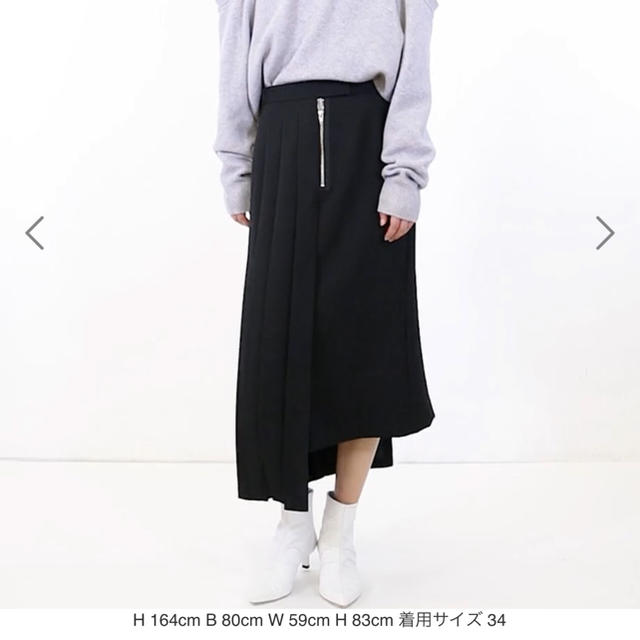 ルシェルブルー・Monogram Print Pleated Skirt