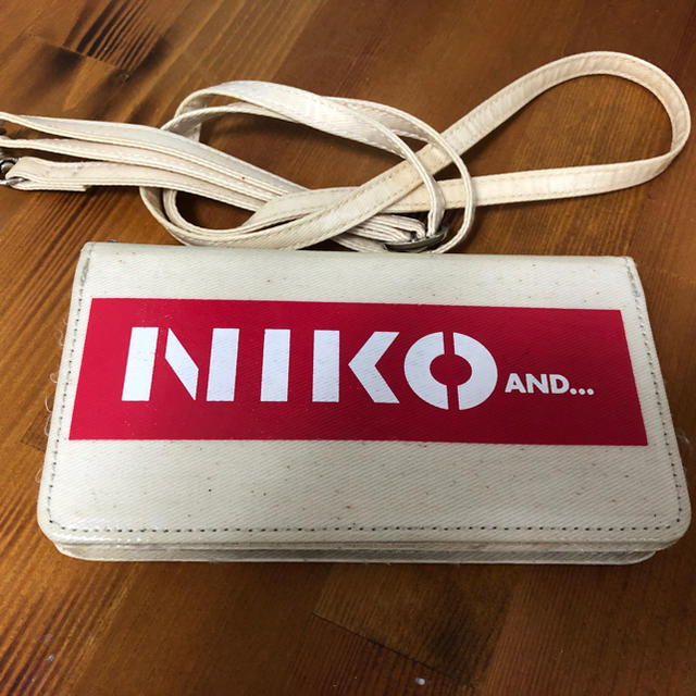 niko and...(ニコアンド)のiphone7ケース  niko  and スマホ/家電/カメラのスマホアクセサリー(iPhoneケース)の商品写真