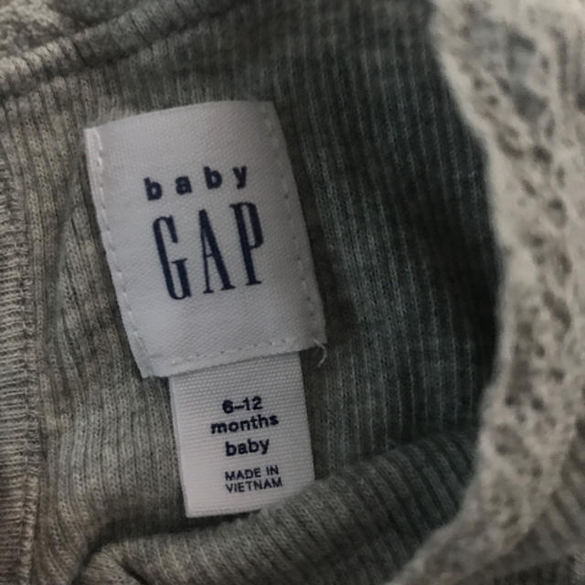 babyGAP(ベビーギャップ)のBaby GAP ロンパース キッズ/ベビー/マタニティのベビー服(~85cm)(ロンパース)の商品写真