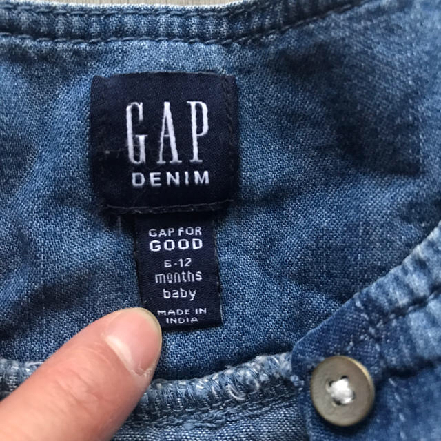 babyGAP(ベビーギャップ)のBaby GAP ワンピース 粉ミルクおまけ付き❗️ キッズ/ベビー/マタニティのベビー服(~85cm)(ワンピース)の商品写真