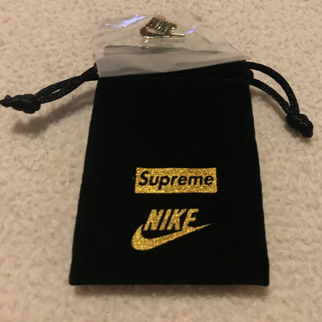 Supreme Nike 14K Gold Earring NEW