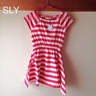 スライ(SLY)の新品SLYスライボーダーワンピース赤2M(ミニワンピース)