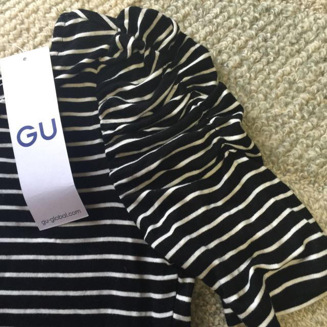 GU(ジーユー)のパワーショルダープルオーバー レディースのトップス(Tシャツ(半袖/袖なし))の商品写真