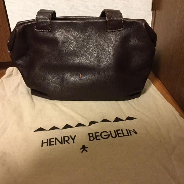 HENRY  BEGUELINバッグ