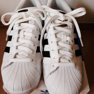 アディダス(adidas)のadidasスーパースター 25.5cm(スニーカー)