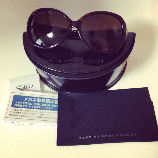 MARC JACOBS(マークジェイコブス)の未使用‼マークのサングラス☆ レディースのファッション小物(サングラス/メガネ)の商品写真