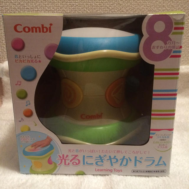 combi(コンビ)の箱付き 光るにぎやかドラム キッズ/ベビー/マタニティのおもちゃ(楽器のおもちゃ)の商品写真