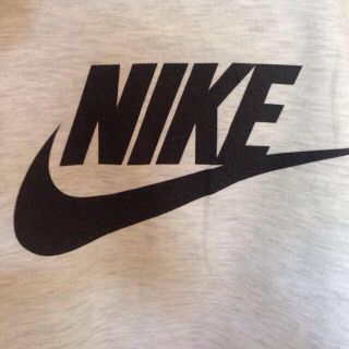 ナイキ(NIKE)のnike パーカー(パーカー)