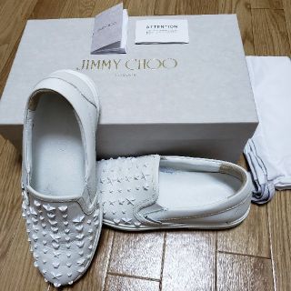 ジミーチュウ(JIMMY CHOO)のJIMMY CHOO　スリッポン　ホワイト(スリッポン/モカシン)