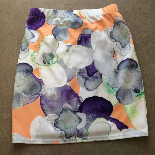 MURUA(ムルーア)のMURUAタイトスカート レディースのスカート(ミニスカート)の商品写真
