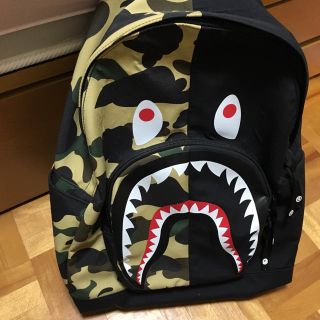 A BATHING APE リュック バックパックBAPE CAMO SHARK