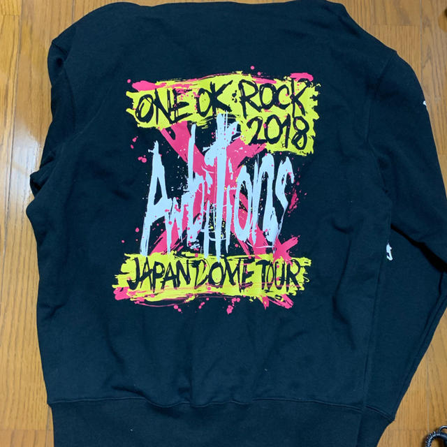 【本日開幕】ONE OK ROCK ワンオク　パーカー　公式グッズ