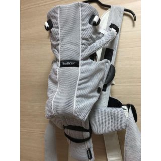 ベビービョルン(BABYBJORN)の【apco23様☆】ベビービョルン ベビーキャリア ミラクル エアリーメッシュ(抱っこひも/おんぶひも)