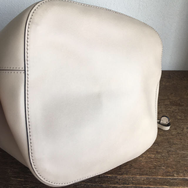 Furla - 超美品 フルラ バケツ型 ショルダーバッグ アイボリー の通販