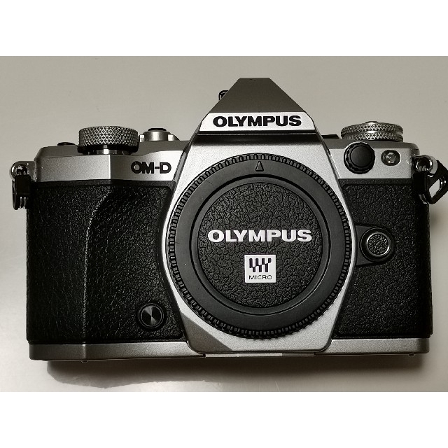 OLYMPUS(オリンパス)のOLYMPUS OM-D EM-5 Mark II スマホ/家電/カメラのカメラ(ミラーレス一眼)の商品写真