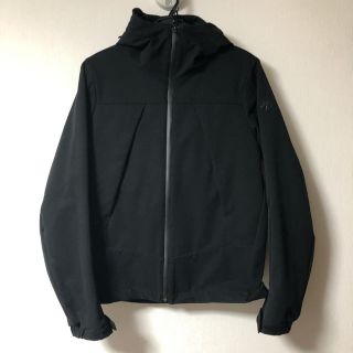 デサント(DESCENTE)のDESCENTE ALLTERRAIN エアーインフレーターフーデッドジャケット(マウンテンパーカー)