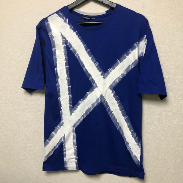 ISSEY MIYAKE(イッセイミヤケ)のISSEY MIYAKE MEN Tシャツ メンズのトップス(Tシャツ/カットソー(半袖/袖なし))の商品写真