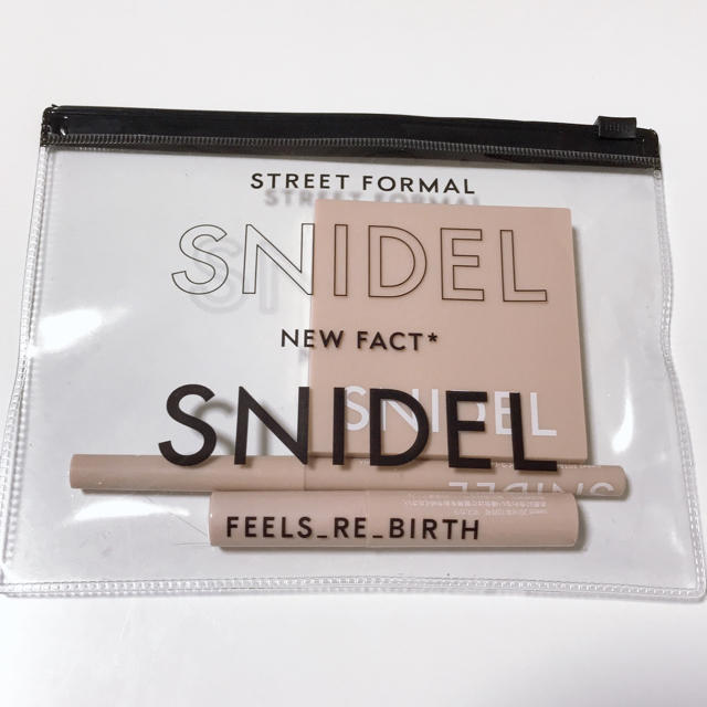 SNIDEL(スナイデル)のsweet 付録 SNIDEL コスメ/美容のキット/セット(コフレ/メイクアップセット)の商品写真