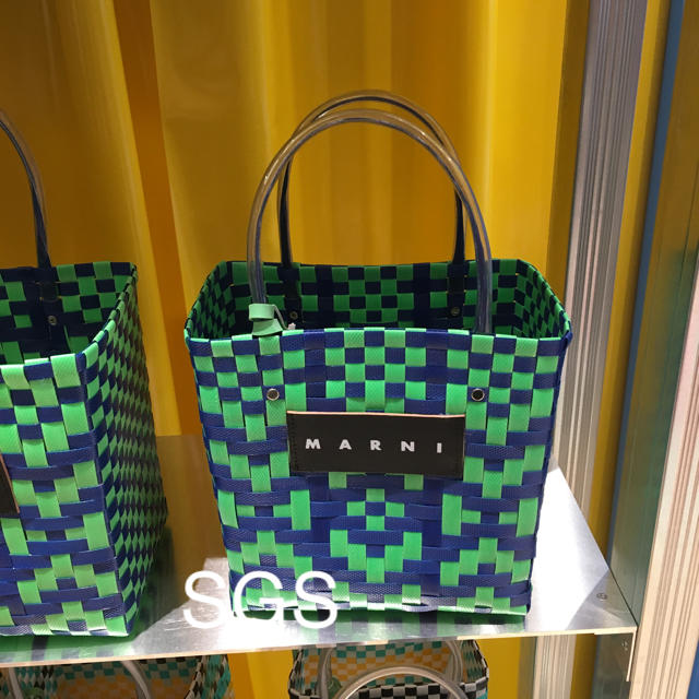 Marni(マルニ)のMARNI MARKET ピクニックバッグ ミニ ガーデングリーン レディースのバッグ(ハンドバッグ)の商品写真